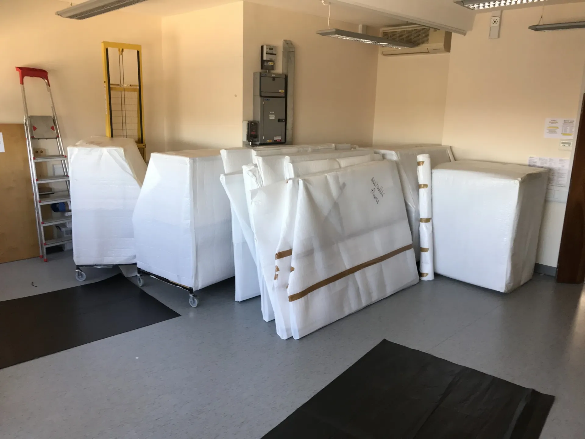 lab move